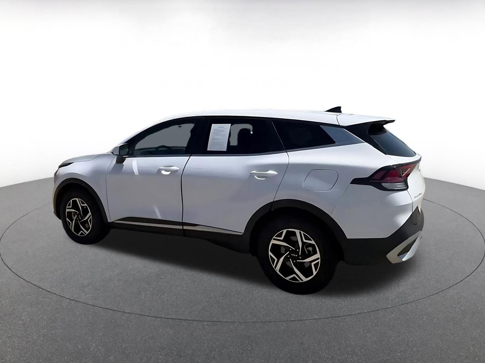 Thumbnail: 2025 Kia Sportage - 10