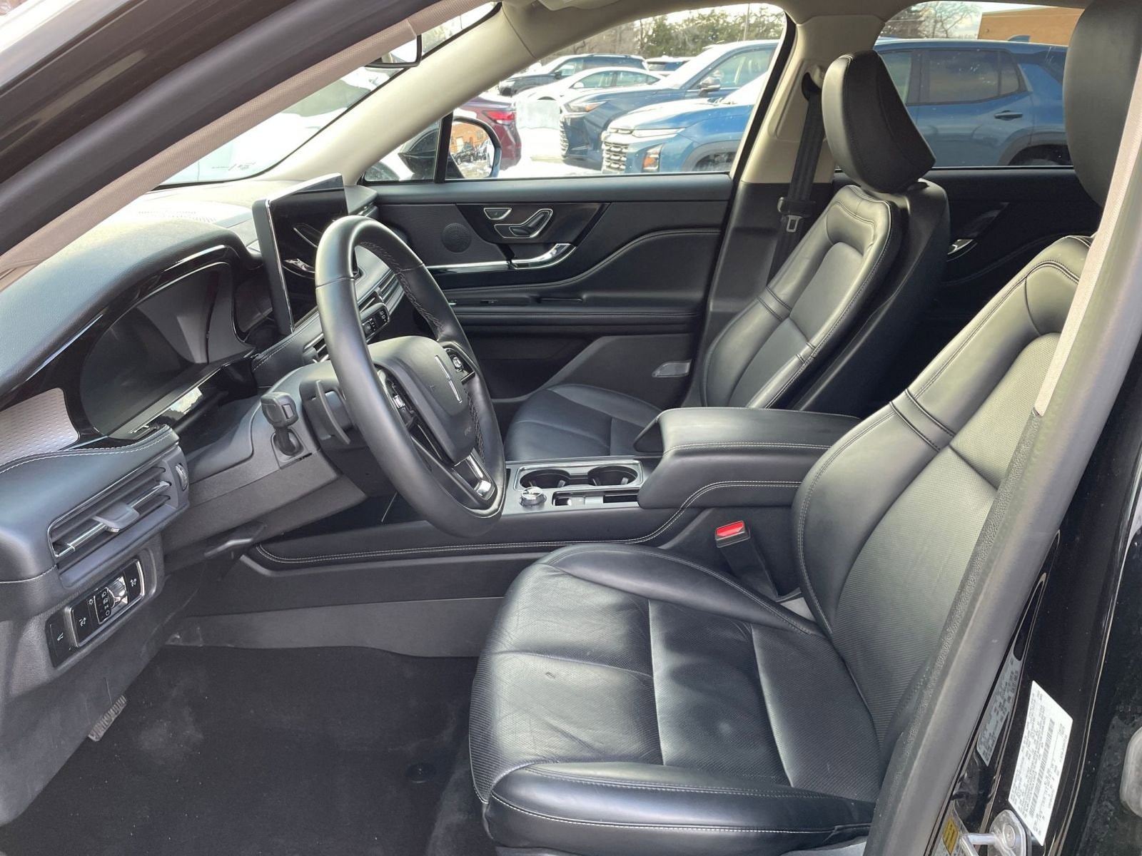 Thumbnail: 2024 Lincoln Corsair - 28