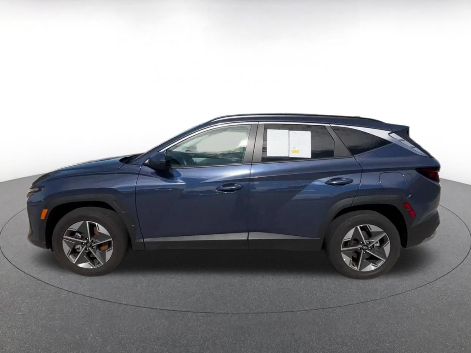 Thumbnail: 2025 Hyundai Tucson - 9