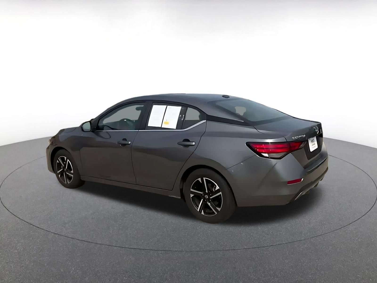 Thumbnail: 2025 Nissan Sentra - 9