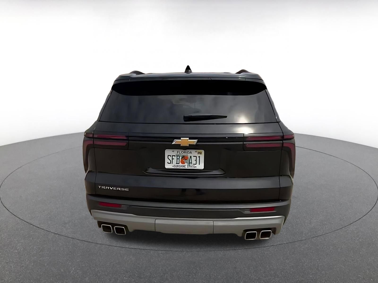 Thumbnail: 2025 Chevrolet Traverse - 12