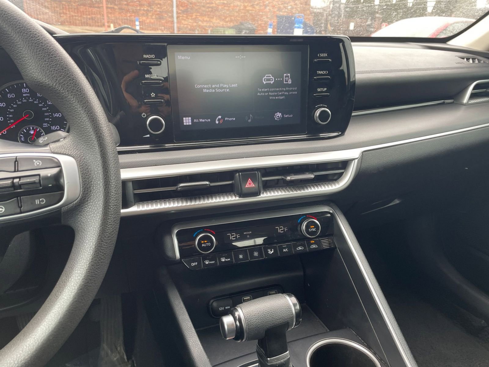 Thumbnail: 2023 Kia K5 - 17