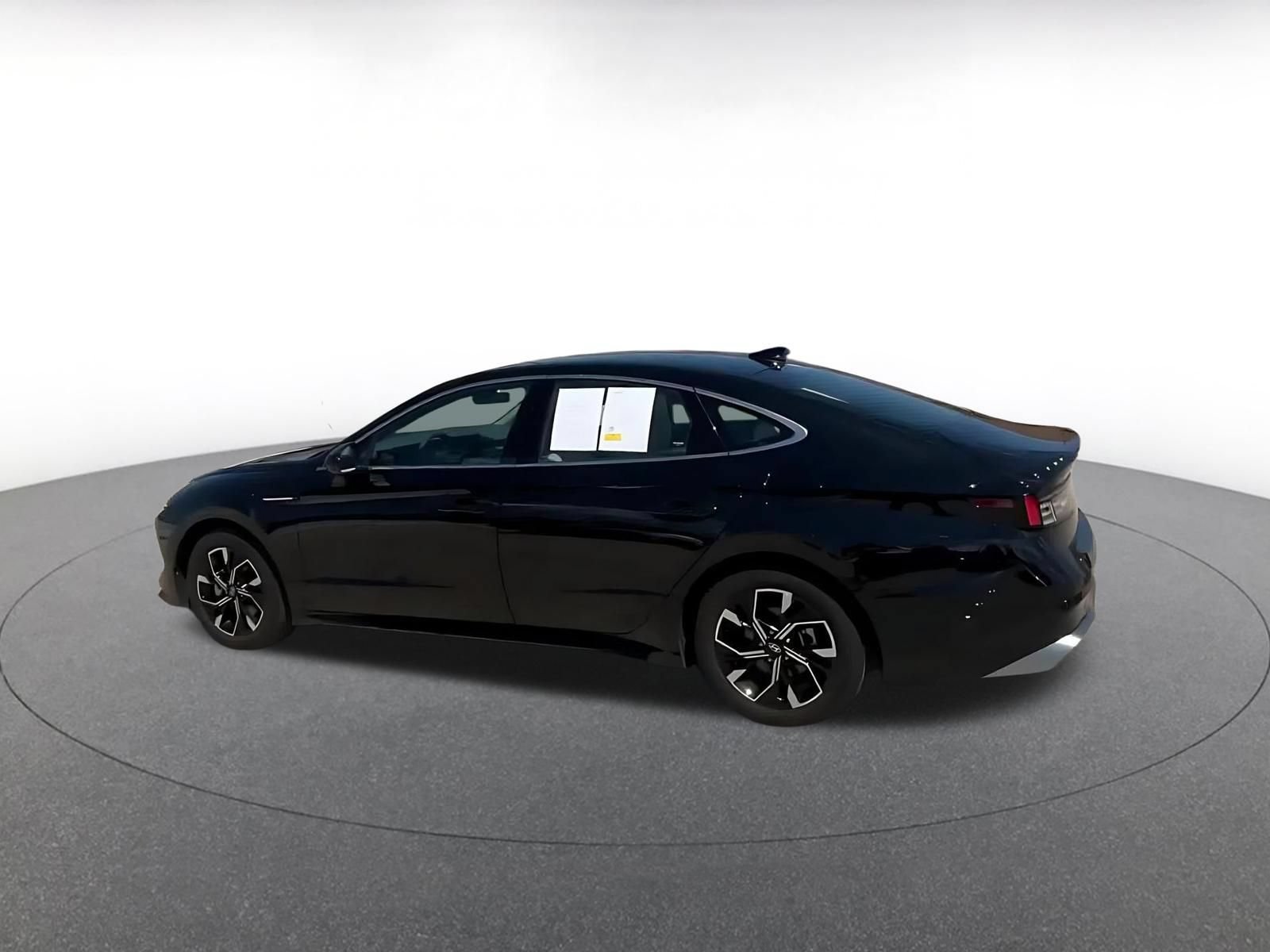Thumbnail: 2025 Hyundai Sonata - 10