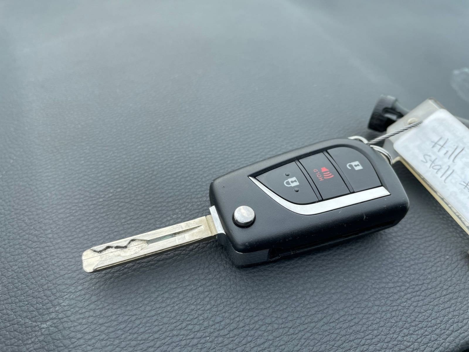 Thumbnail: 2025 Toyota RAV4 - 22