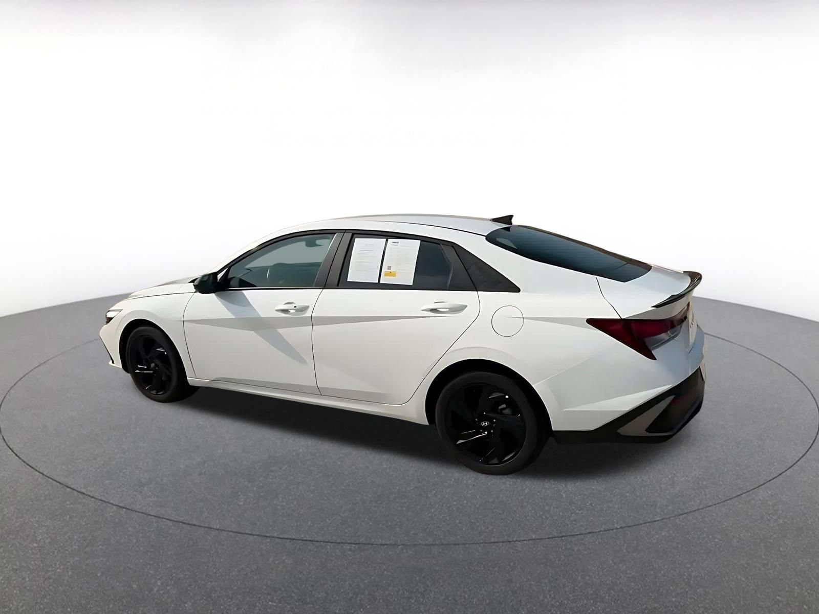 Thumbnail: 2026 Hyundai Elantra - 10