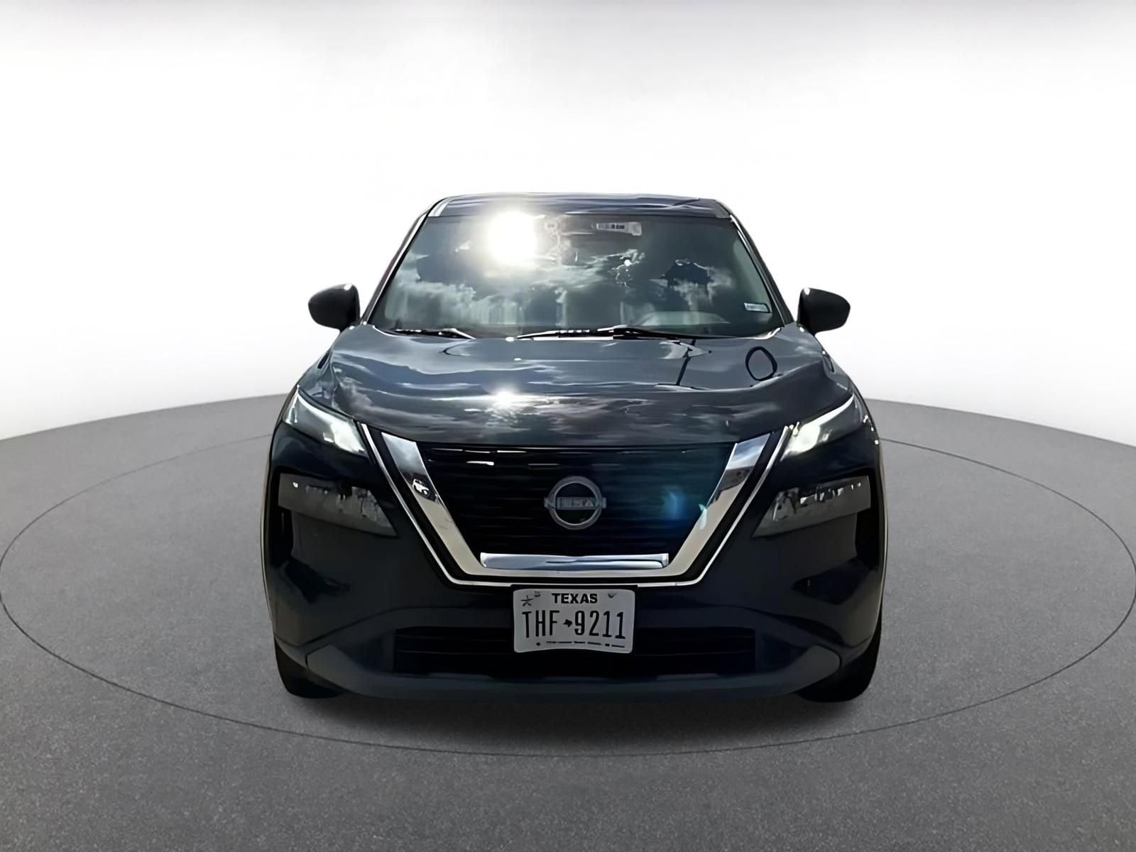 Thumbnail: 2023 Nissan Rogue - 4