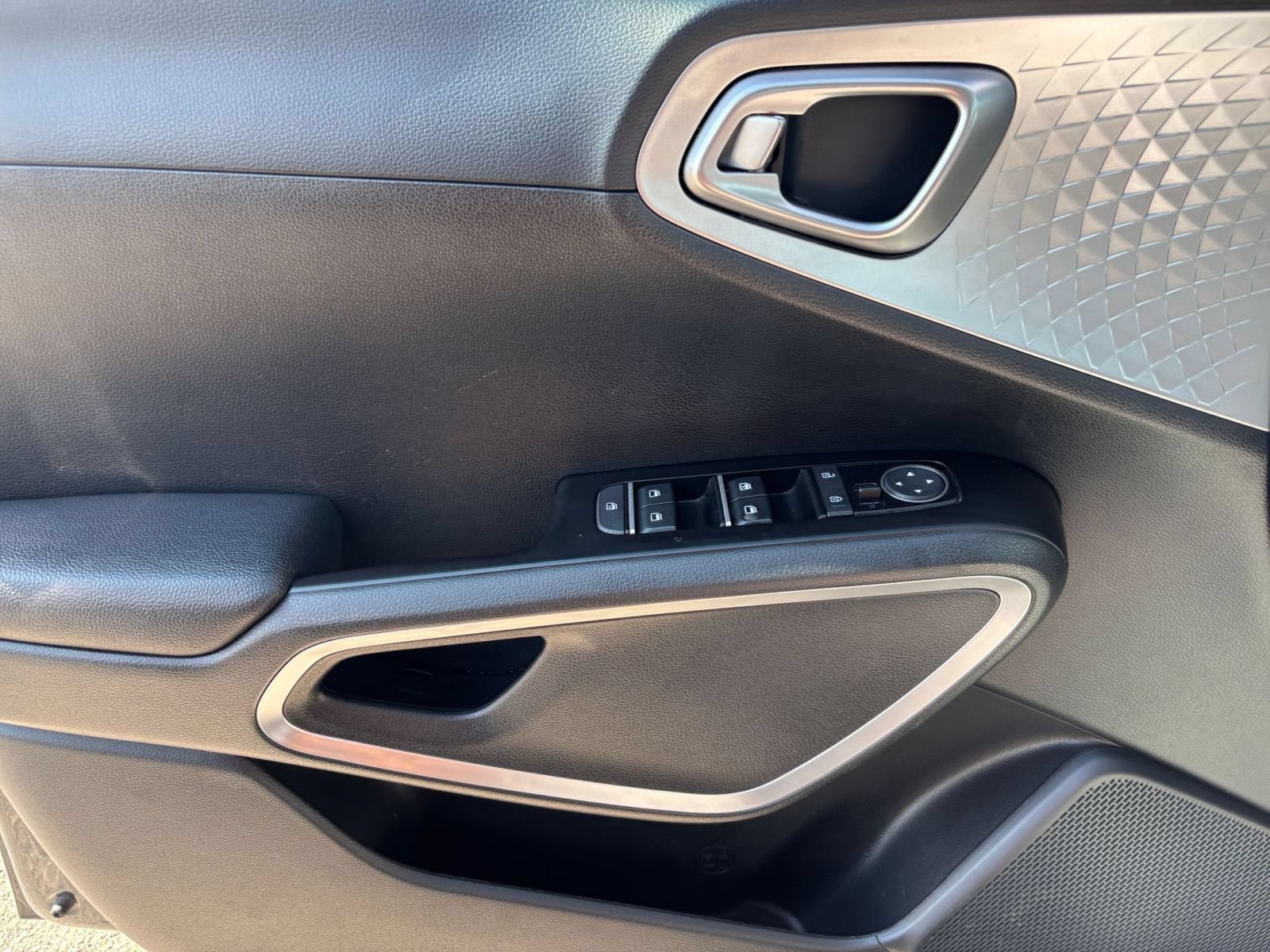 Thumbnail: 2025 Kia Soul - 15