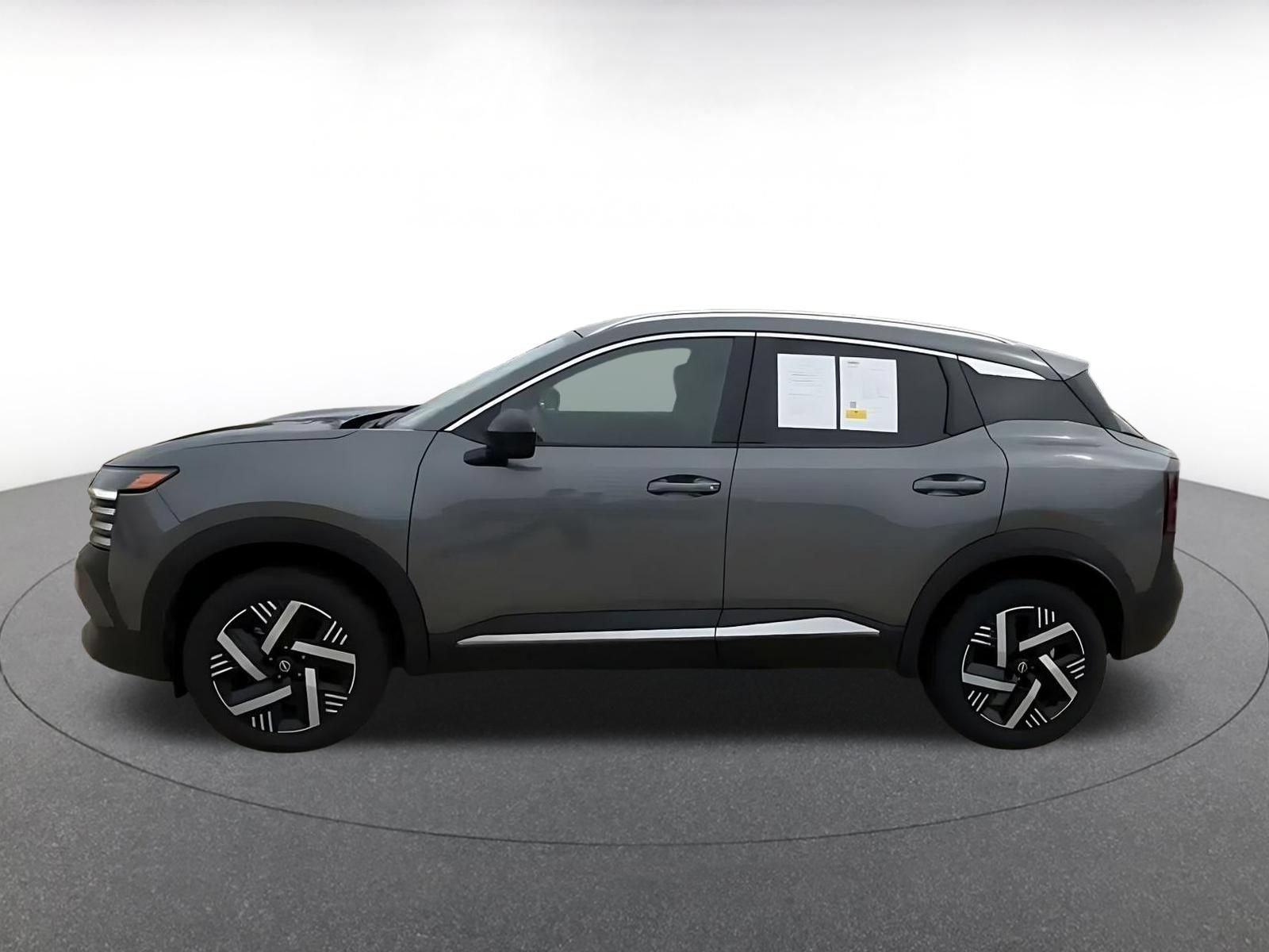 Thumbnail: 2026 Nissan Kicks - 9