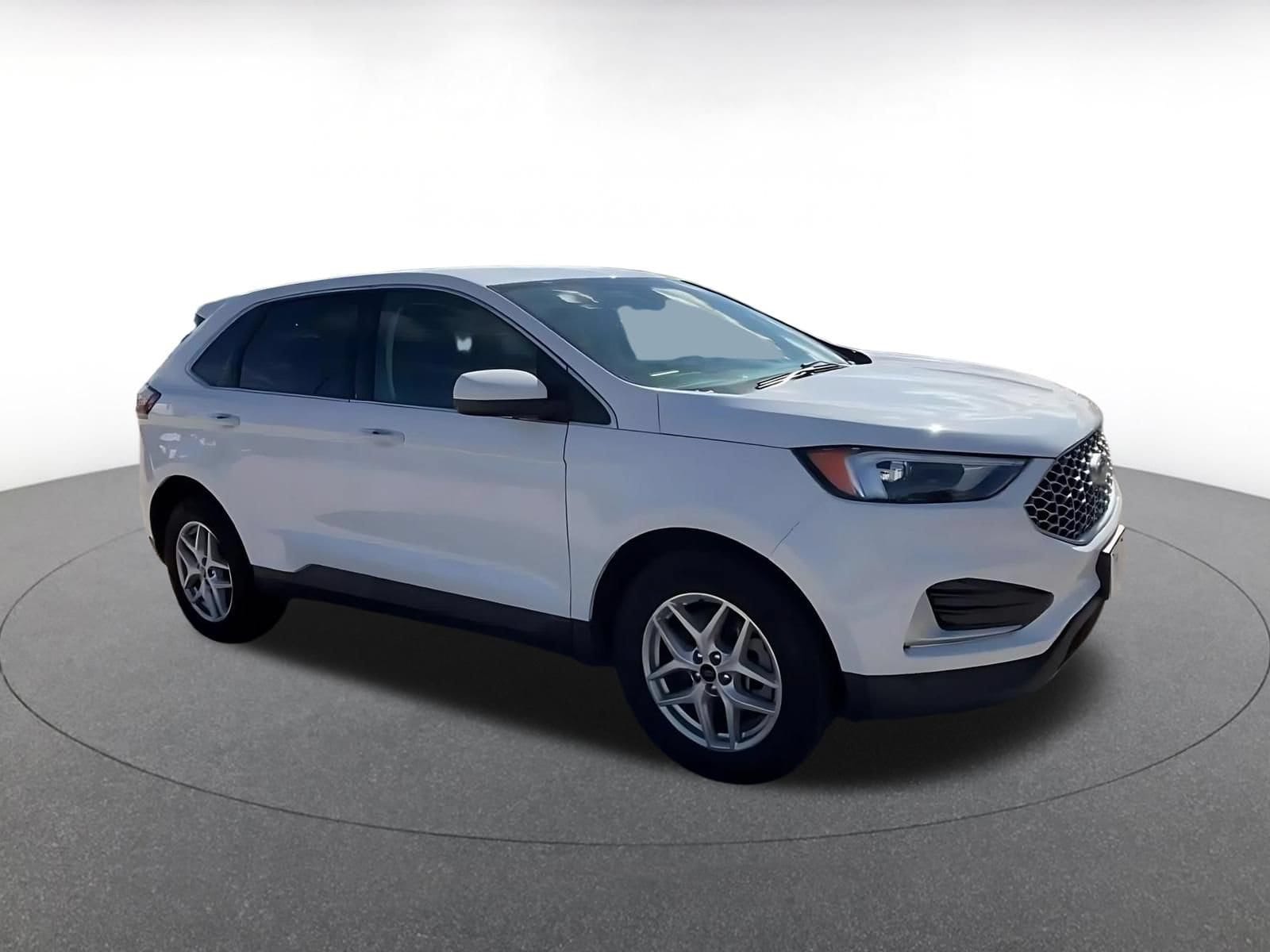 Thumbnail: 2024 Ford Edge - 2
