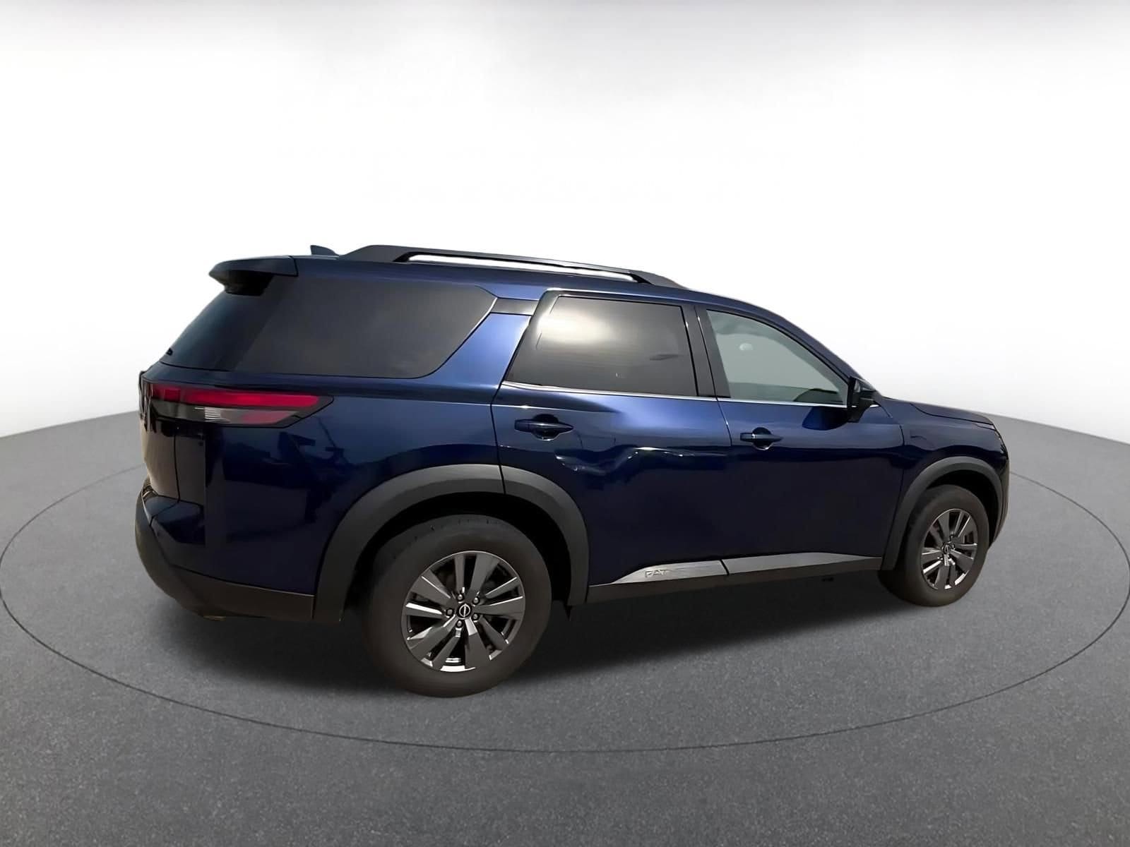 Thumbnail: 2025 Nissan Pathfinder - 14