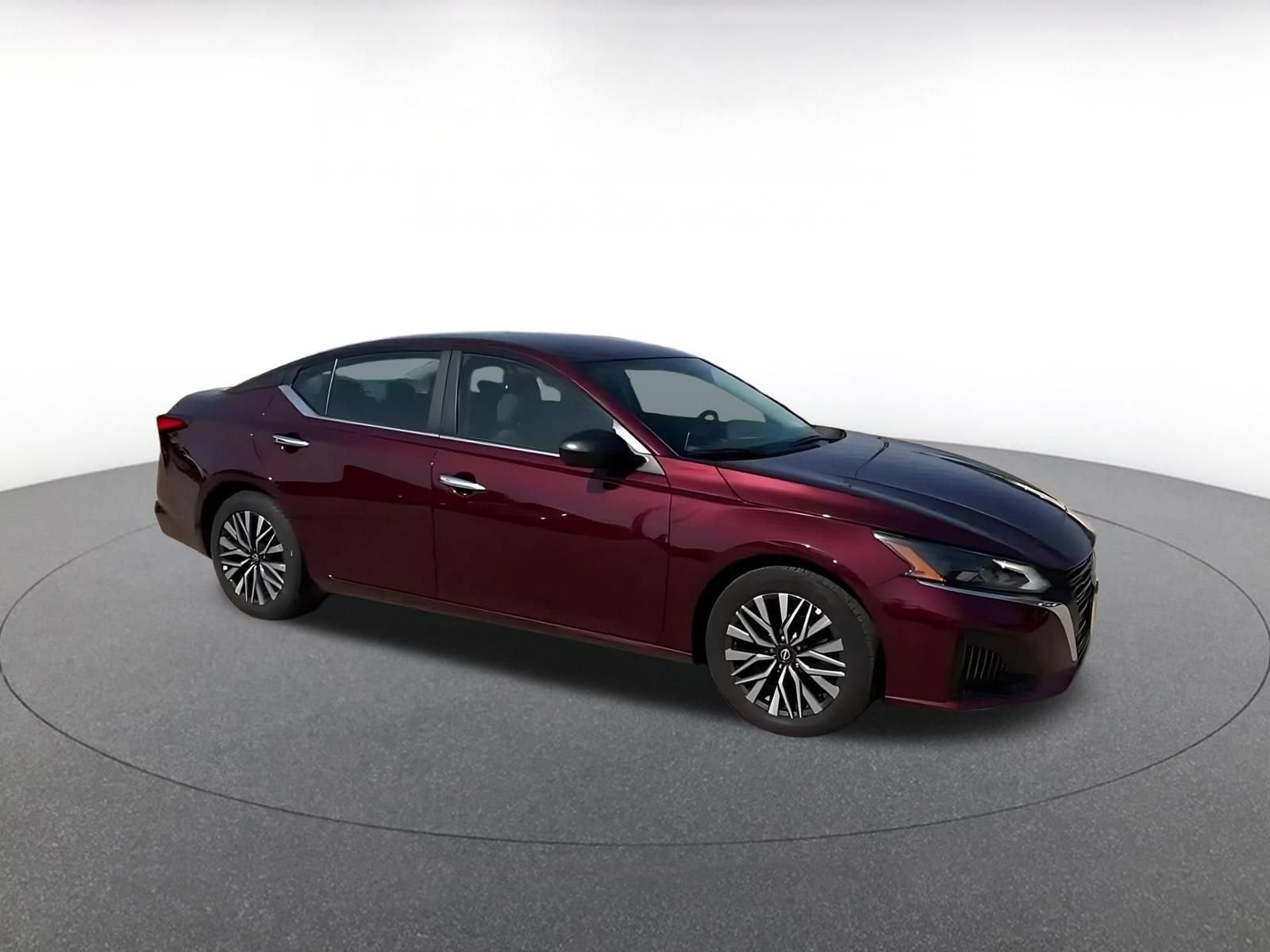 Thumbnail: 2025 Nissan Altima - 2