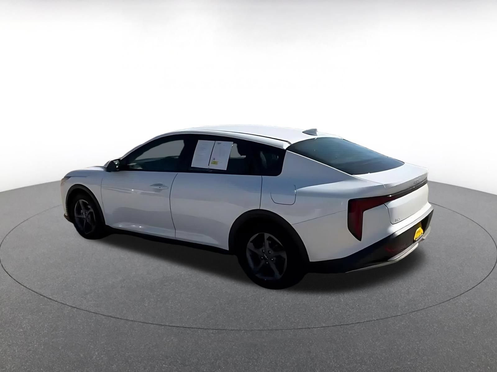 Thumbnail: 2025 Kia K4 - 10