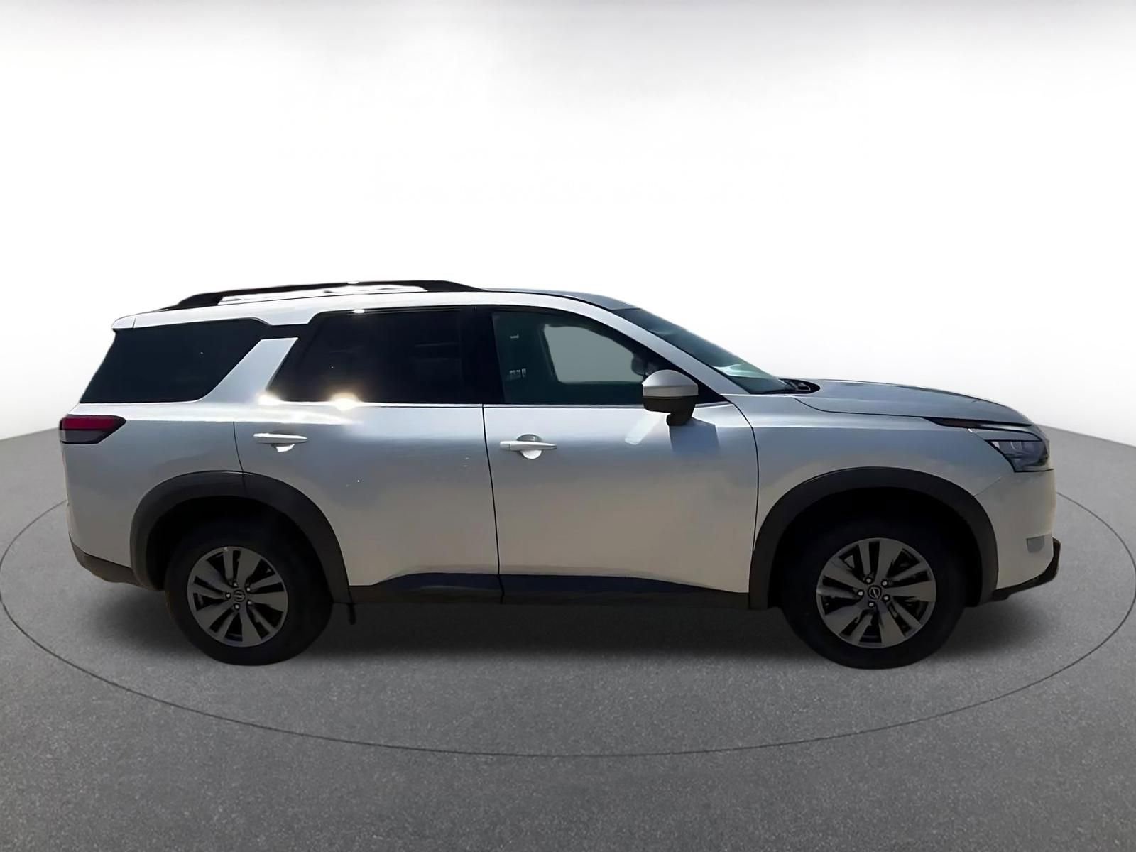 Thumbnail: 2025 Nissan Pathfinder - 16