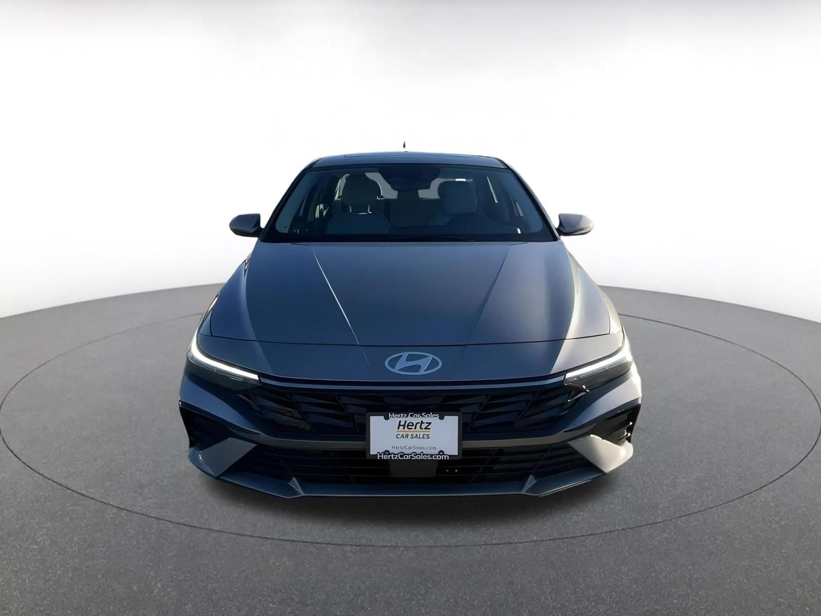 Thumbnail: 2025 Hyundai Elantra - 4