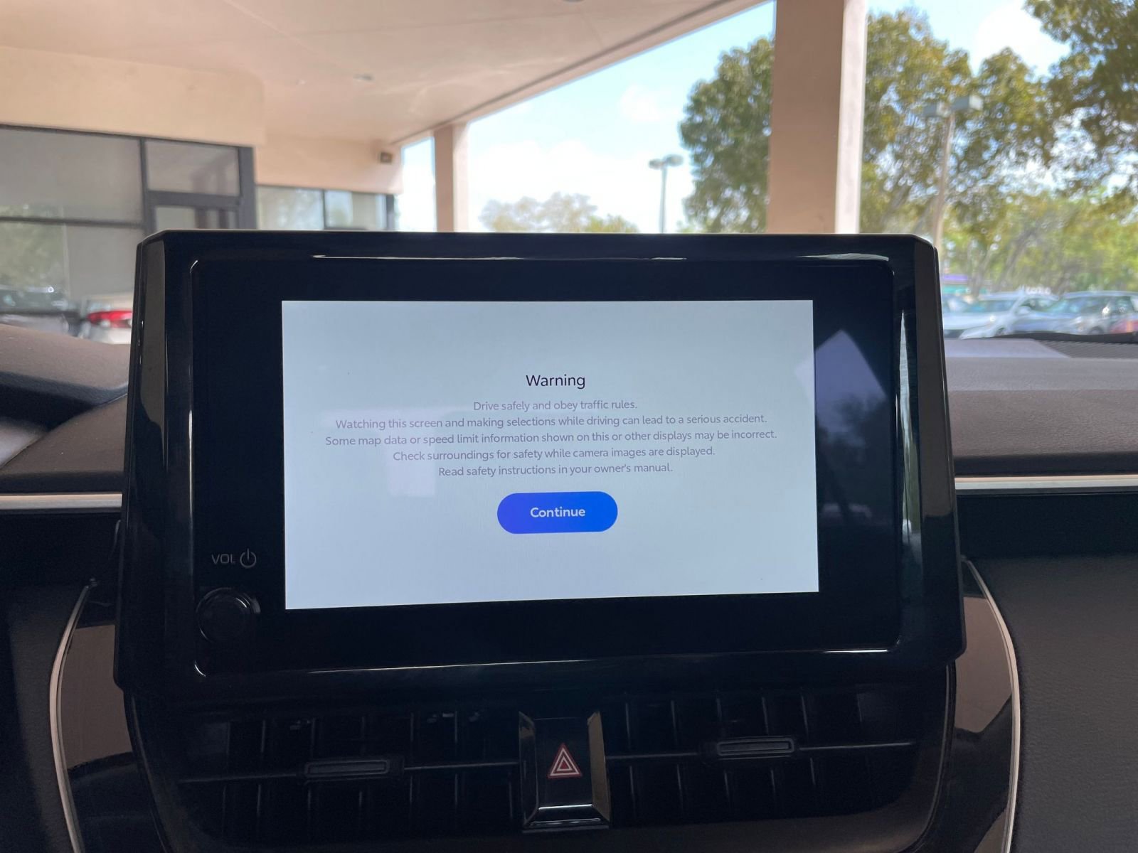 Thumbnail: 2025 Toyota Corolla - 17