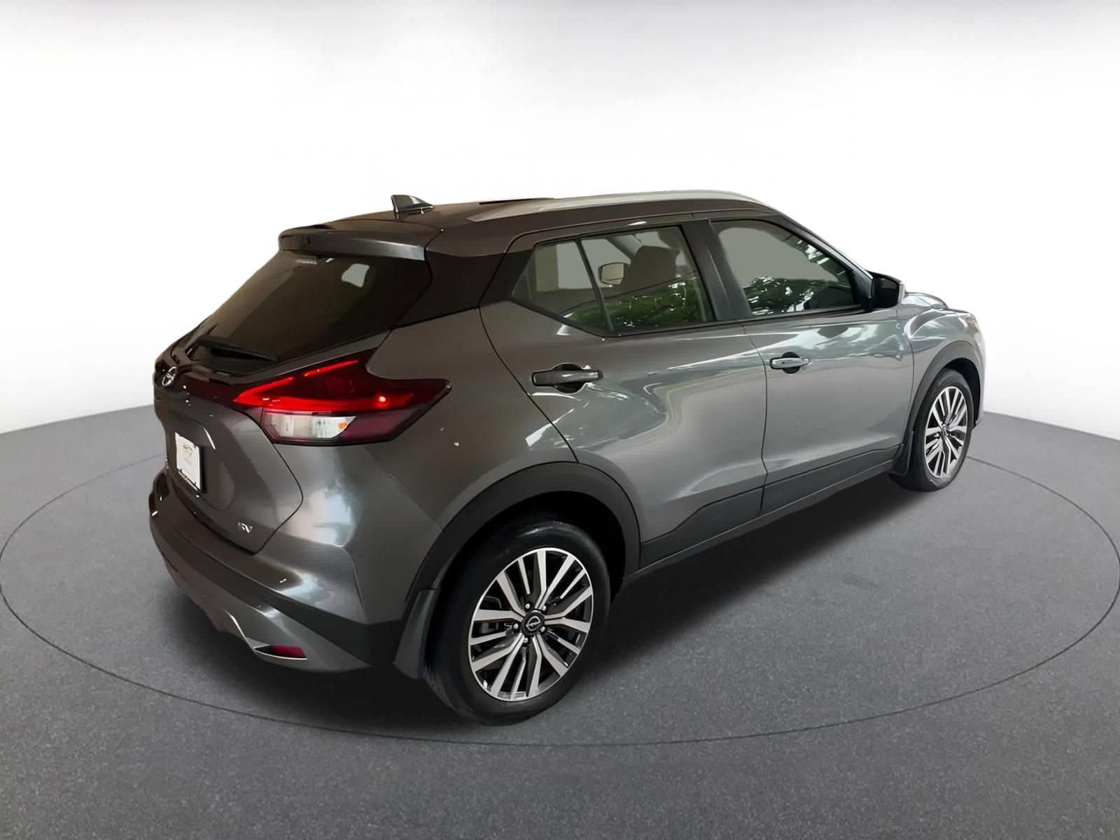Thumbnail: 2024 Nissan Kicks - 15