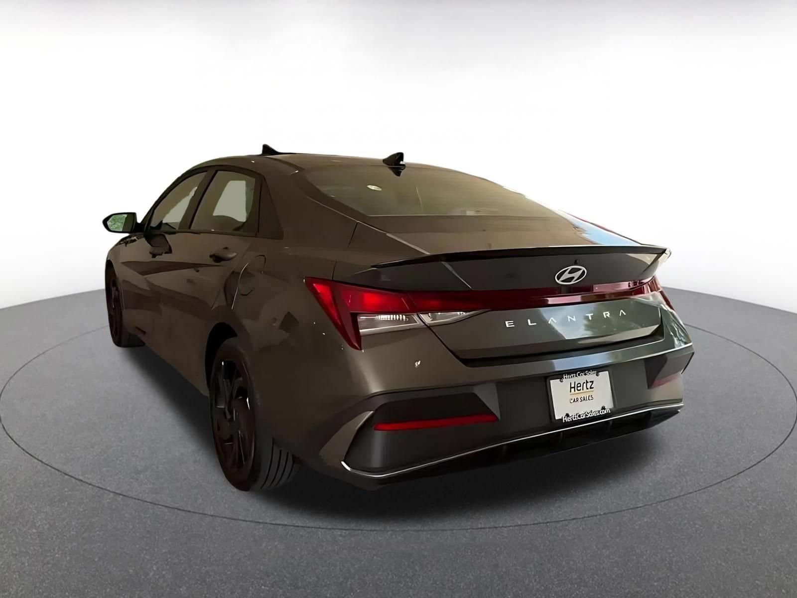 Thumbnail: 2026 Hyundai Elantra - 10