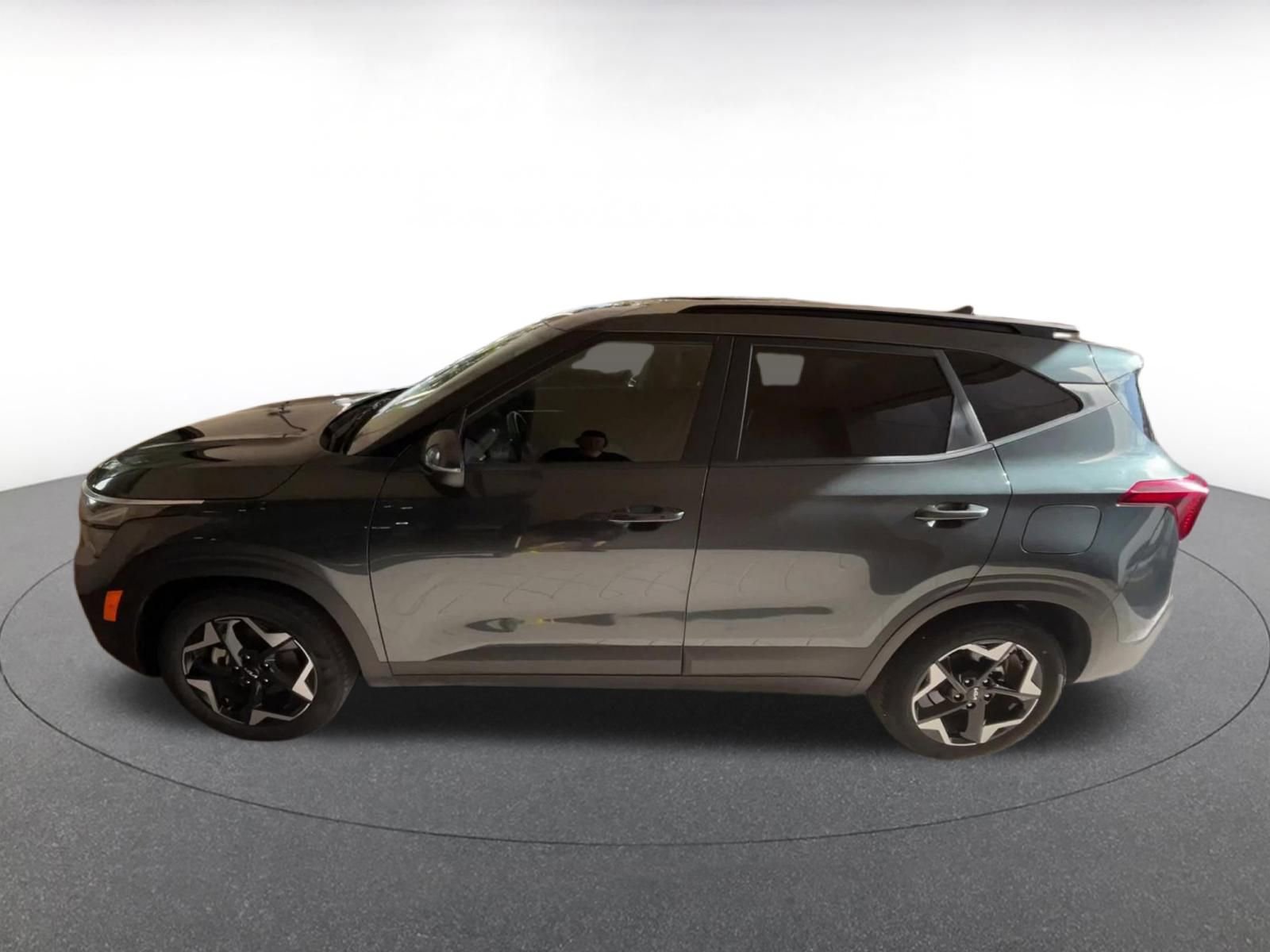 Thumbnail: 2025 Kia Seltos - 9