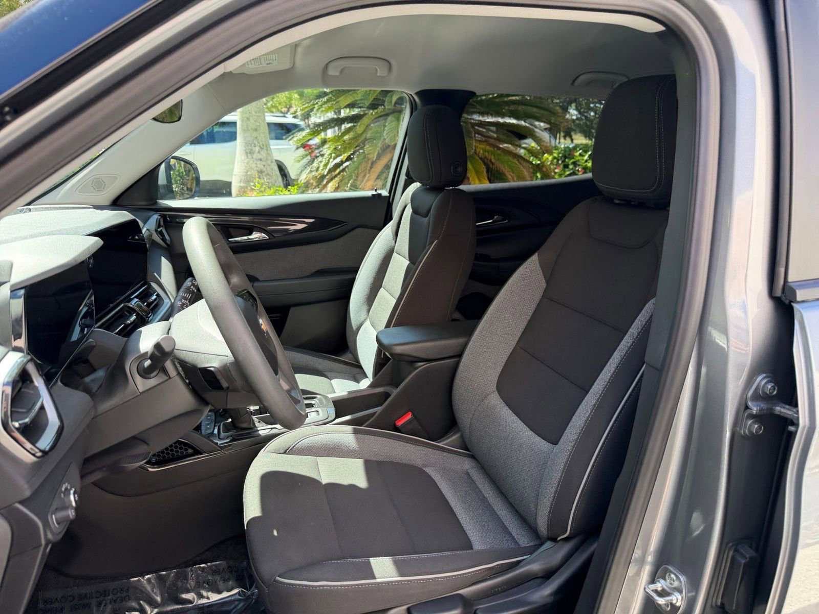 Thumbnail: 2025 Chevrolet TrailBlazer - 21