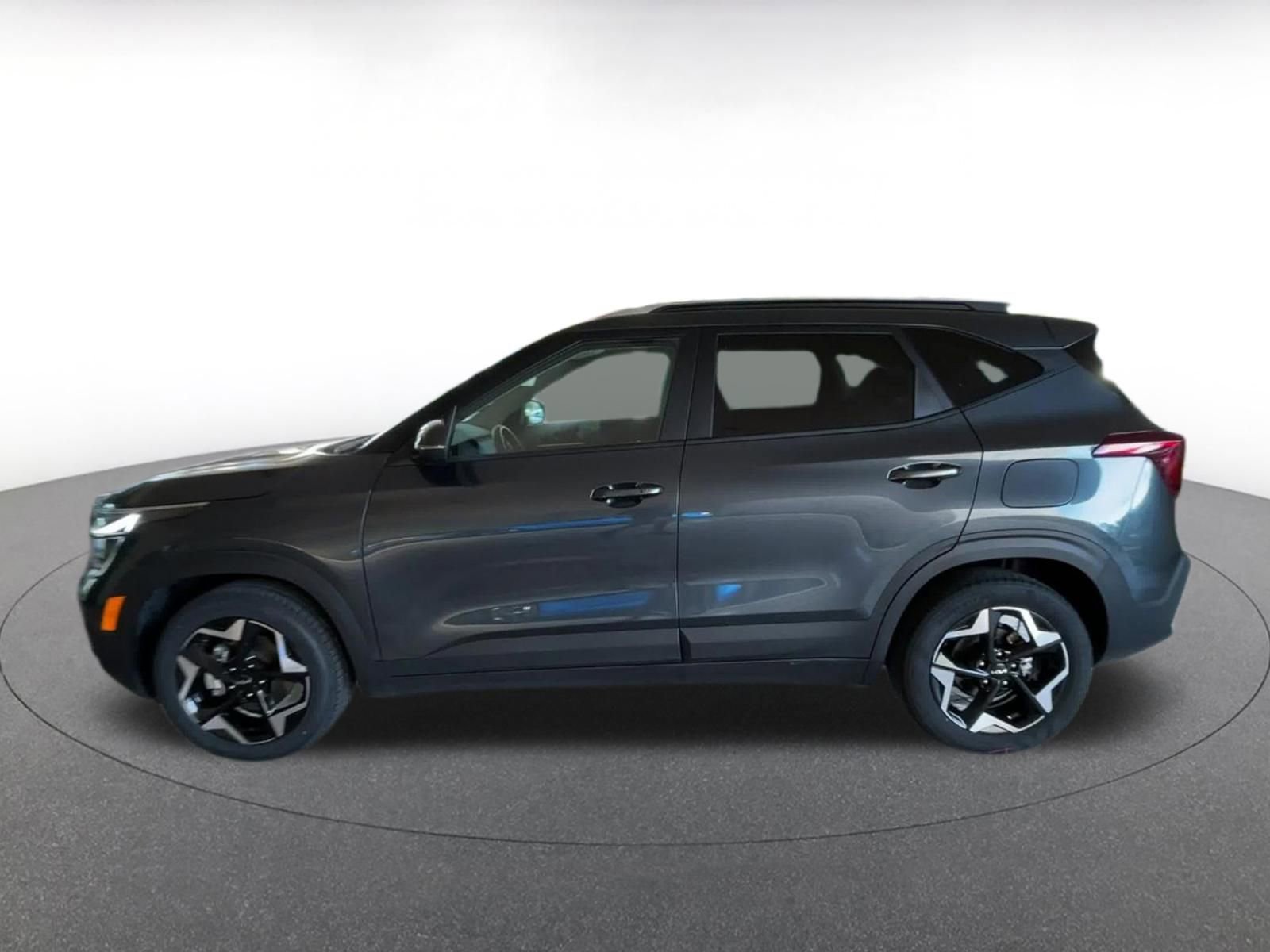 Thumbnail: 2025 Kia Seltos - 9