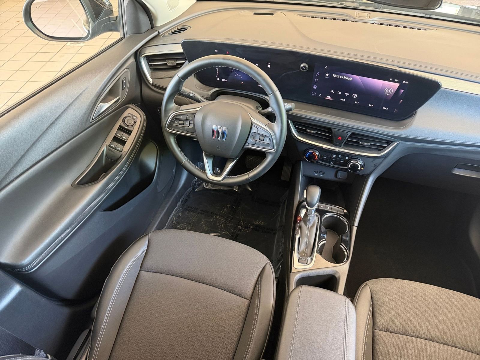 Thumbnail: 2025 Buick Encore GX - 33