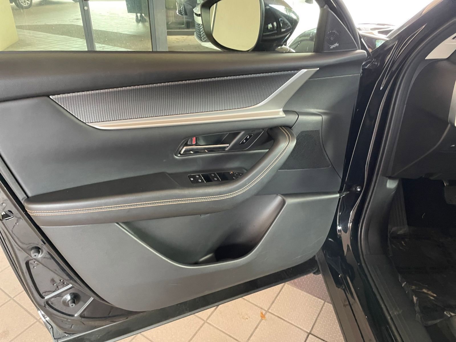 Thumbnail: 2025 Mazda CX-90 - 20