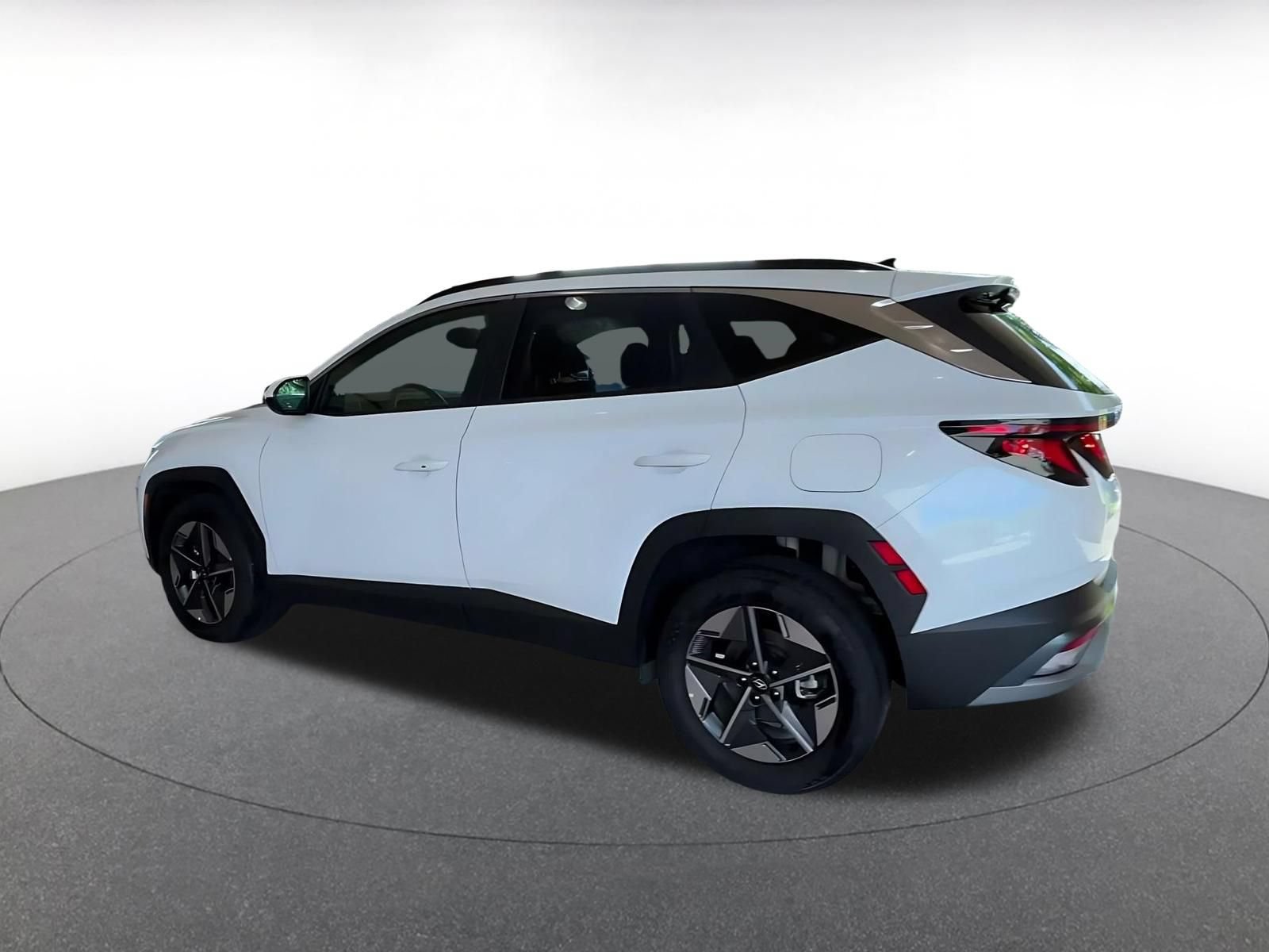 Thumbnail: 2026 Hyundai Tucson - 9