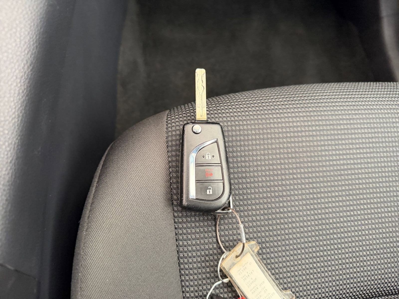 Thumbnail: 2025 Toyota RAV4 - 18