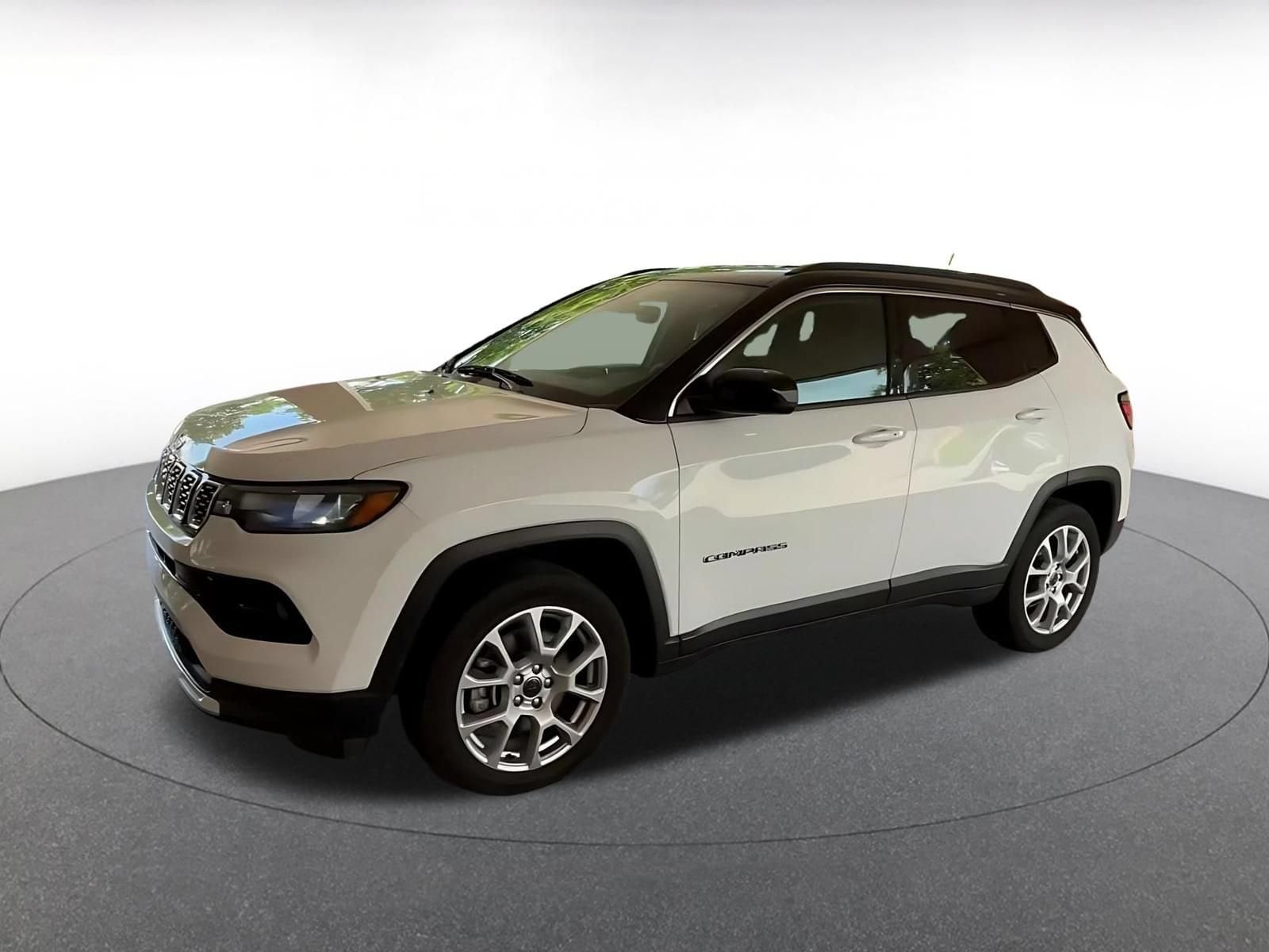 Thumbnail: 2025 Jeep Compass - 8