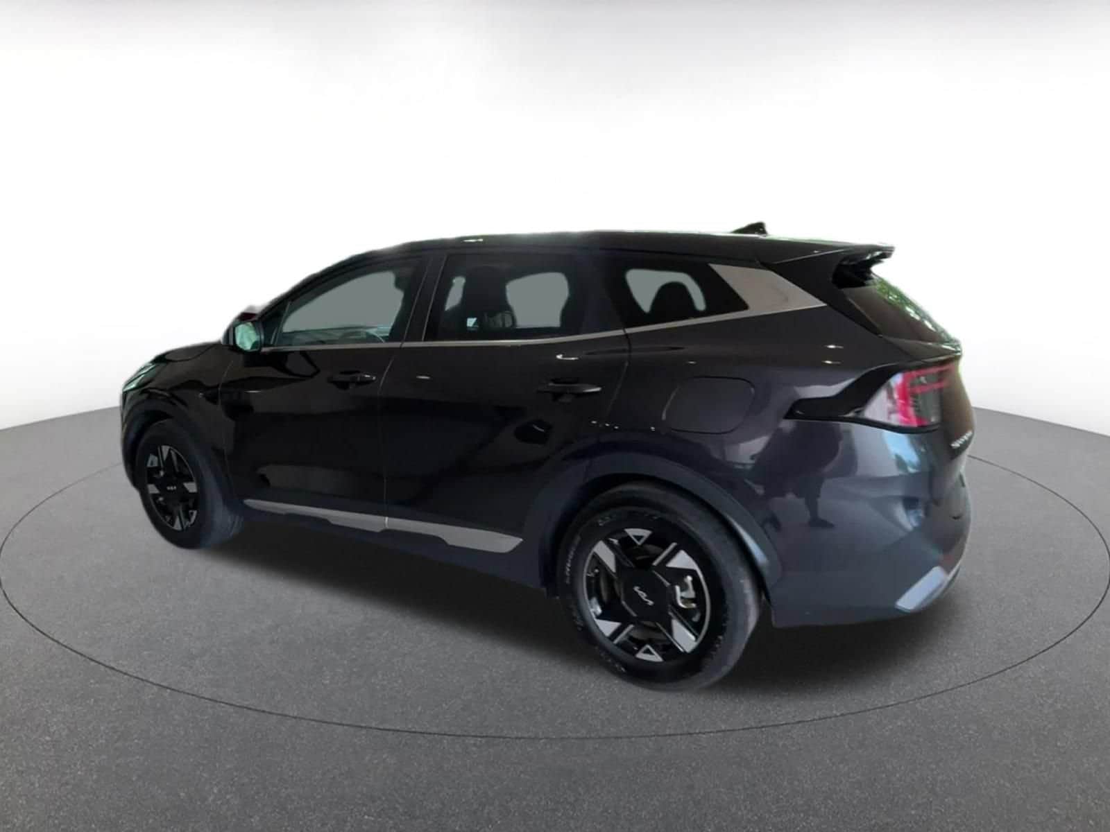 Thumbnail: 2026 Kia Sportage - 9