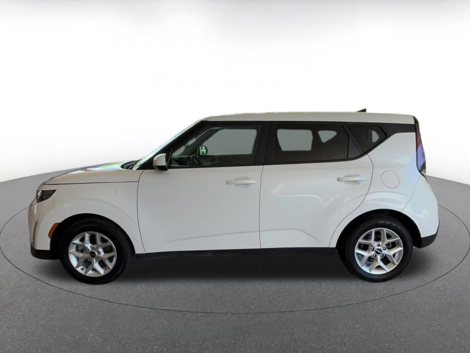 Thumbnail: 2025 Kia Soul - 8