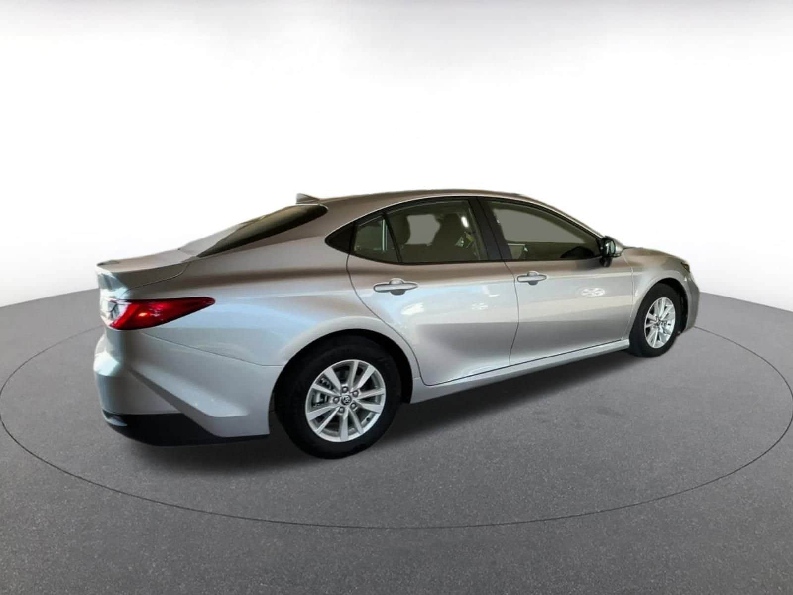 Thumbnail: 2025 Toyota Camry - 15