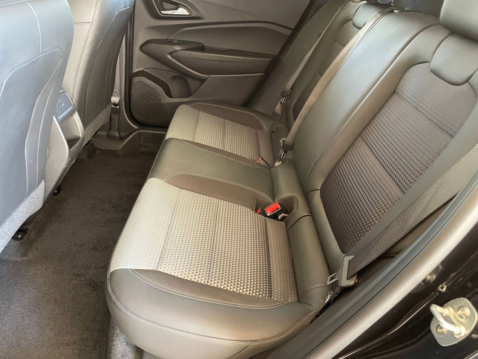 Thumbnail: 2025 Chevrolet Trax - 24