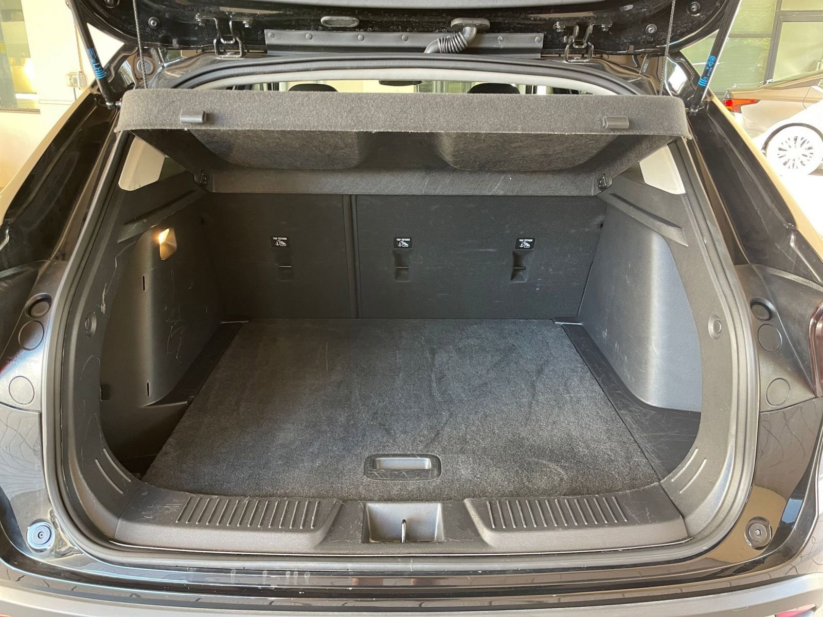 Thumbnail: 2025 Chevrolet Trax - 30