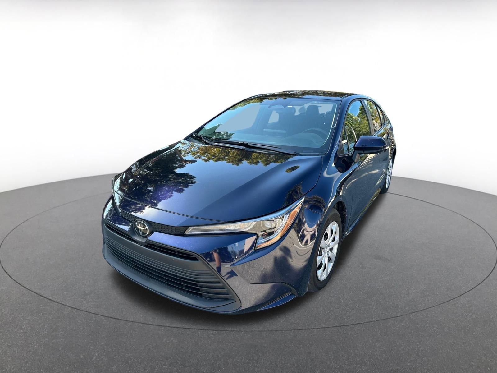 Thumbnail: 2025 Toyota Corolla - 4