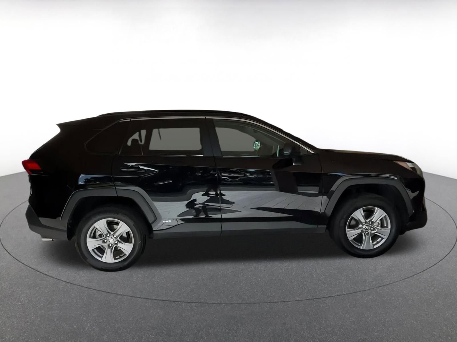 Thumbnail: 2025 Toyota RAV4 - 15