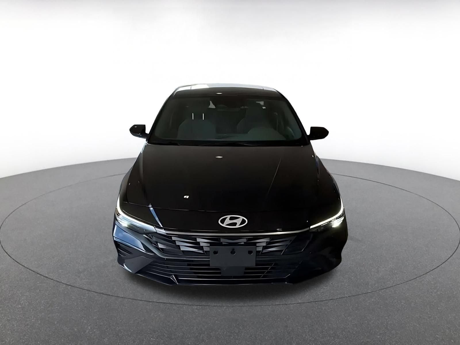 Thumbnail: 2025 Hyundai Elantra - 4