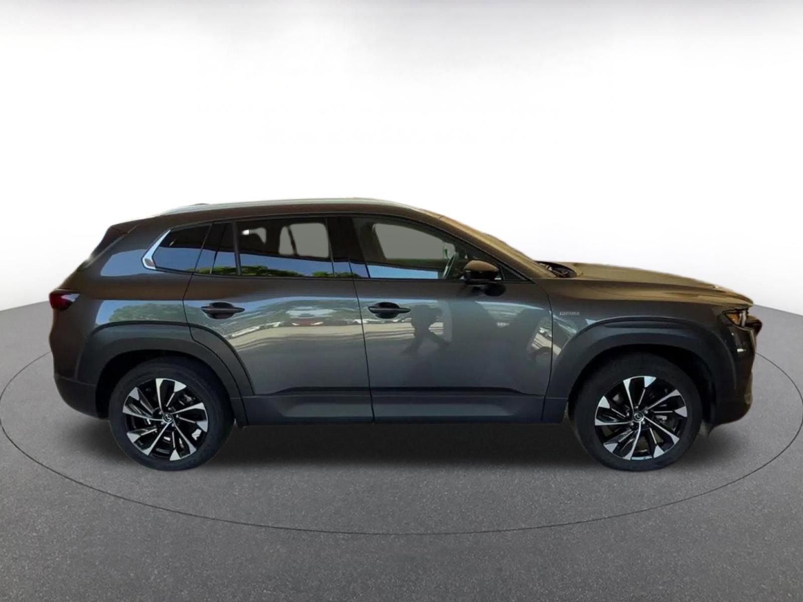 Thumbnail: 2025 Mazda CX-50 - 15