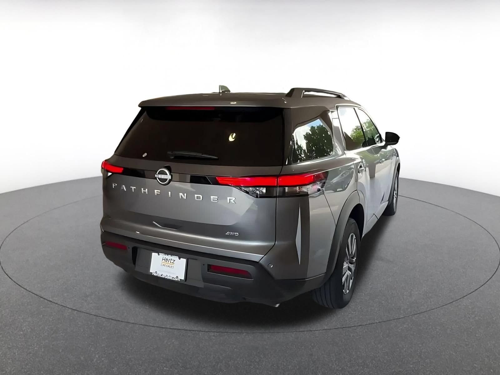 Thumbnail: 2025 Nissan Pathfinder - 11