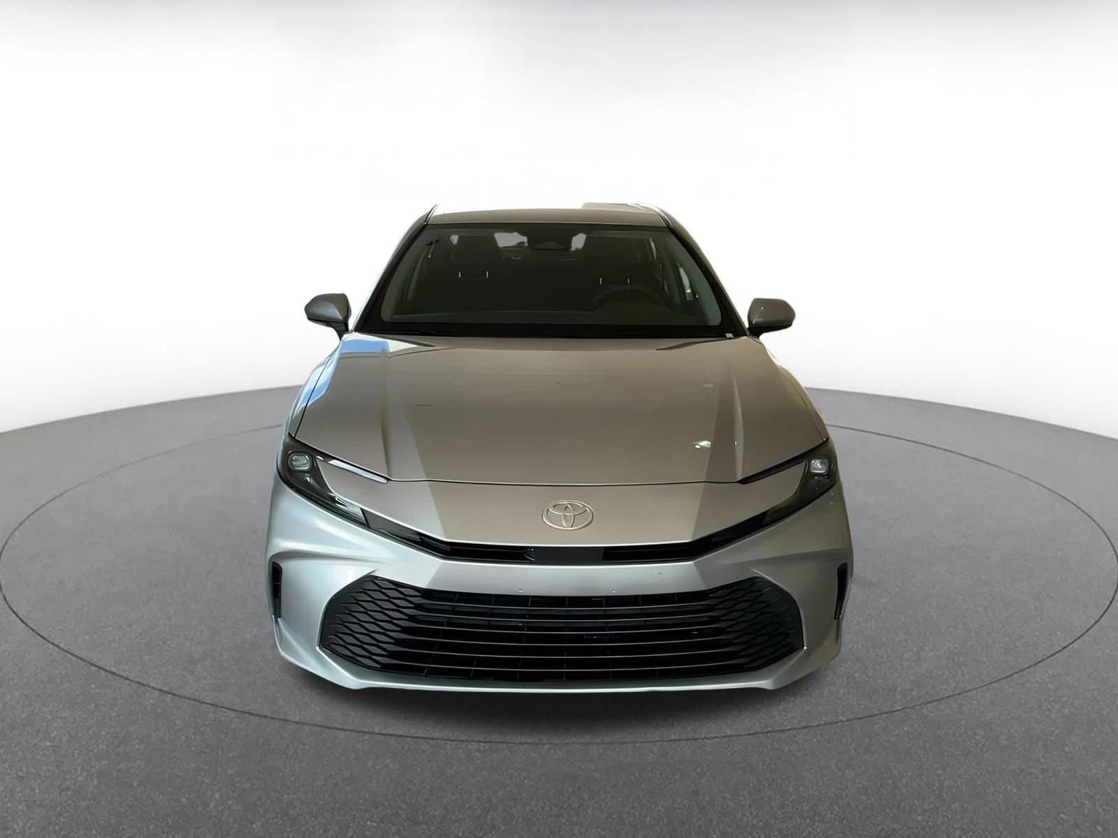 Thumbnail: 2025 Toyota Camry - 9