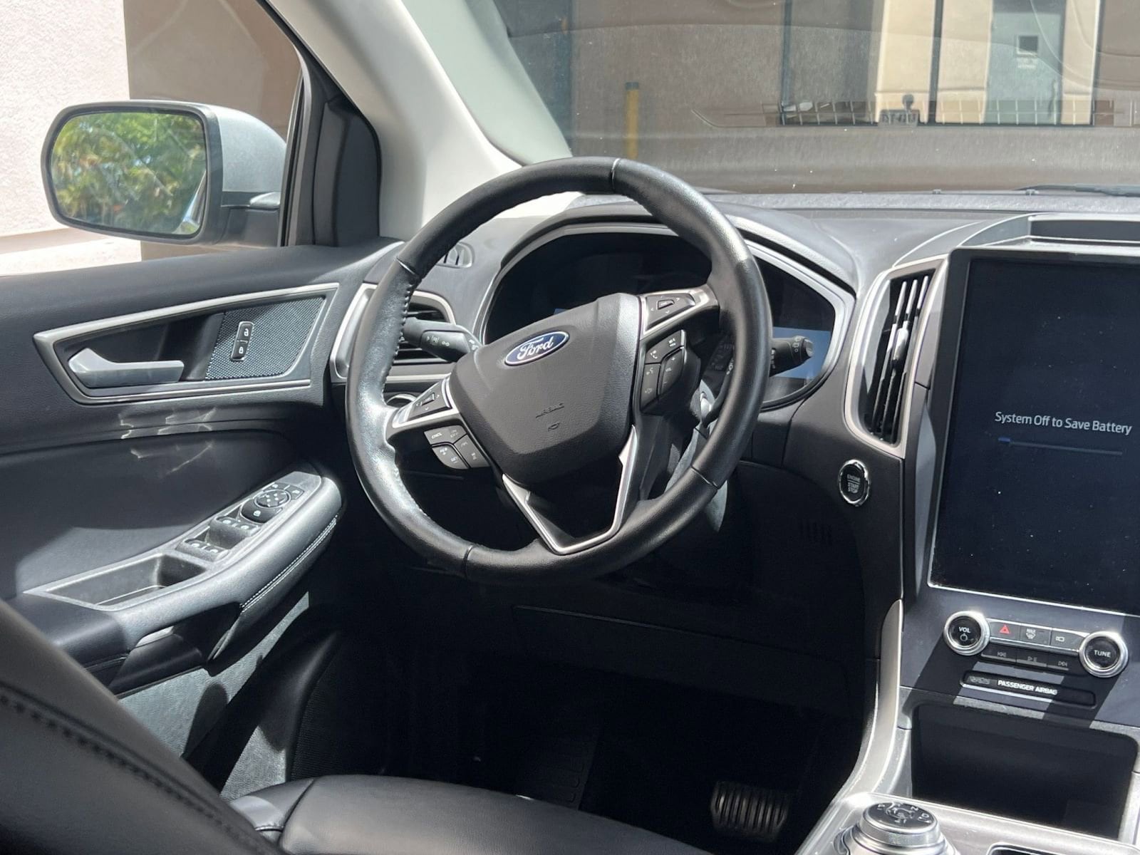 2023 Ford Edge SEL 23