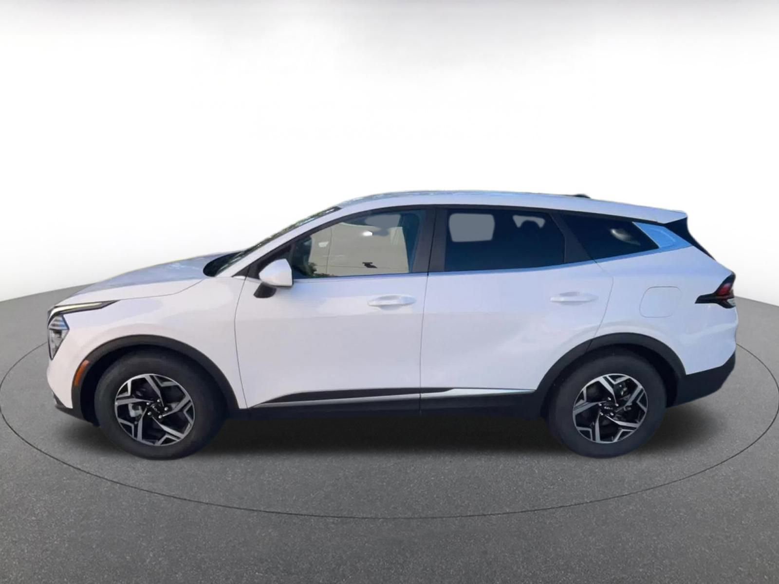 Thumbnail: 2025 Kia Sportage - 9