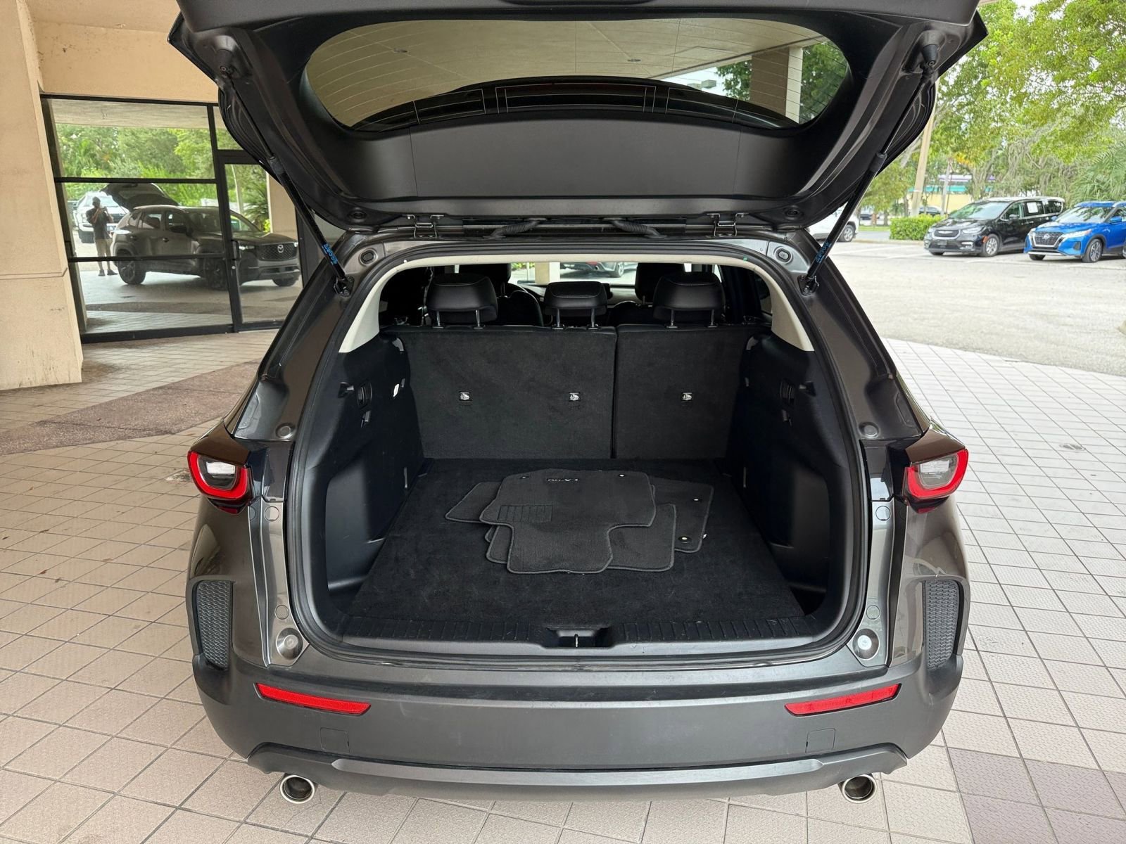 Thumbnail: 2025 Mazda CX-50 - 24