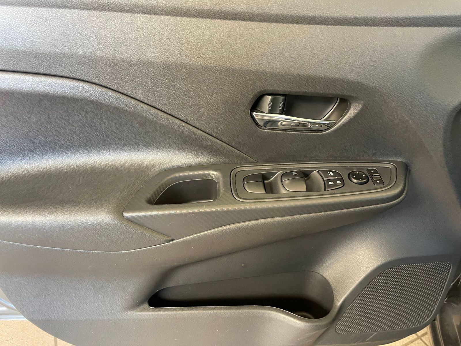 Thumbnail: 2025 Nissan Versa - 20