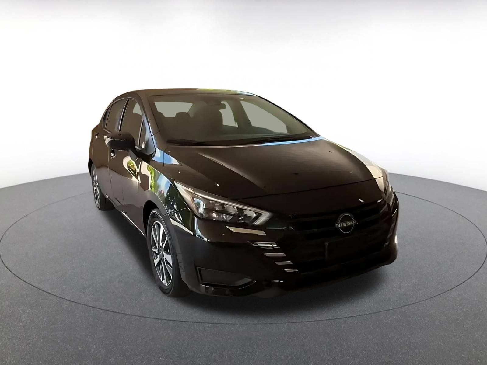 Thumbnail: 2025 Nissan Versa - 3