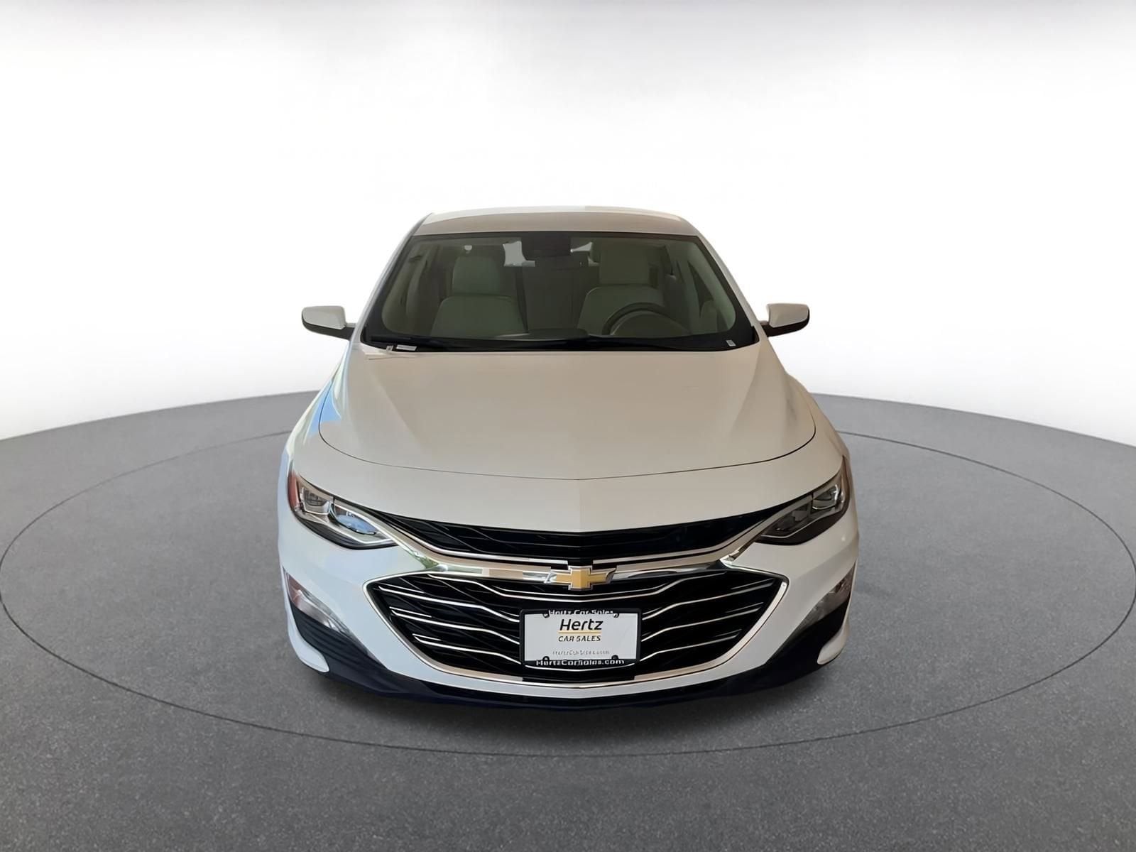 Thumbnail: 2024 Chevrolet Malibu - 4