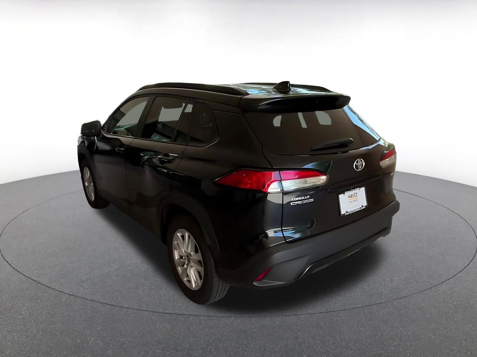 Thumbnail: 2025 Toyota Corolla Cross - 15