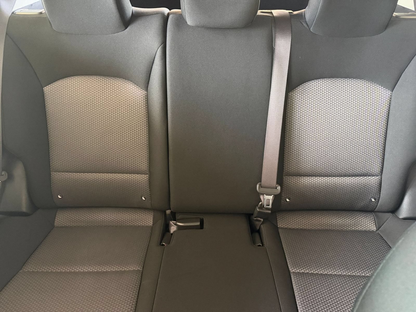 2025 Kia Soul LX - Photo 35