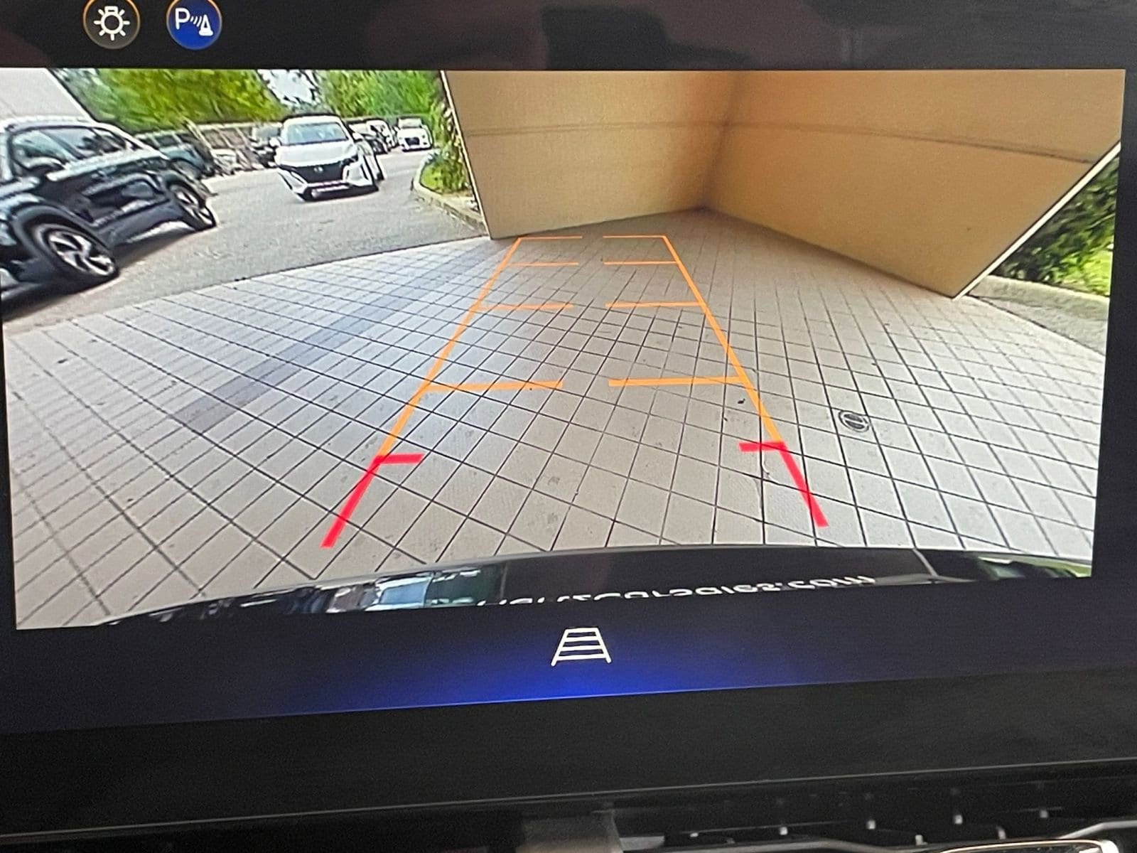 Thumbnail: 2025 Chevrolet Equinox - 17