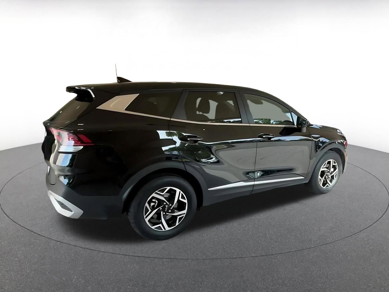 Thumbnail: 2025 Kia Sportage - 12